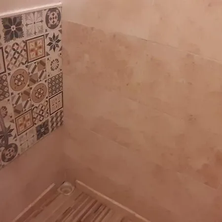 Happyrooms Piata Romana فندق بوخارست