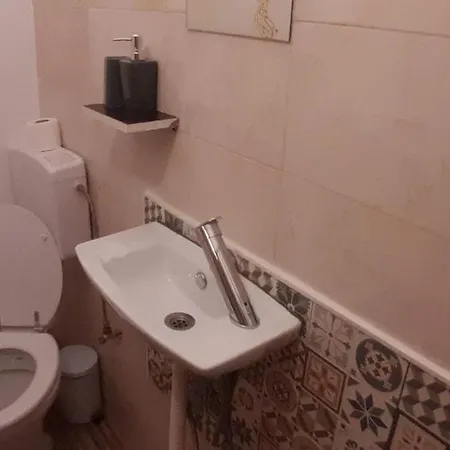 Happyrooms Piata Romana 3* Bucarest