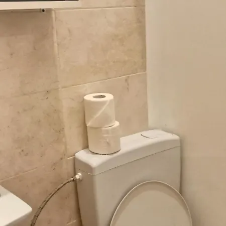 فندق Happyrooms Piata Romana