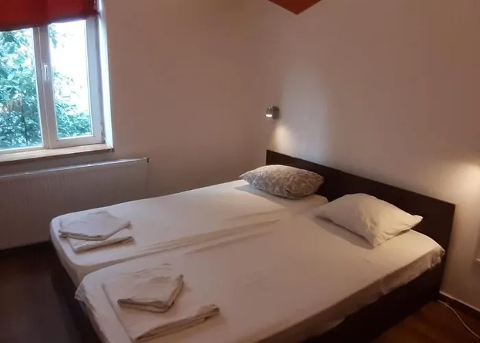 Happyrooms Piata Romana Hotell Bukarest