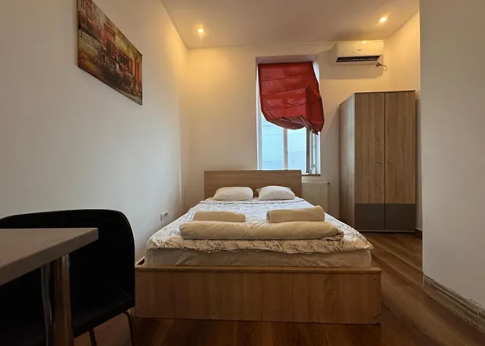 Happyrooms Piata Romana 3*