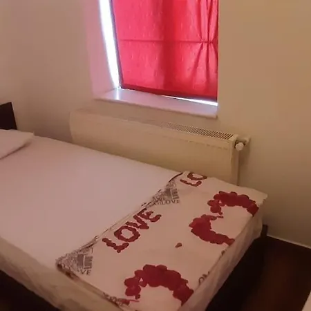 Happyrooms Piata Romana Hotel Bucarest