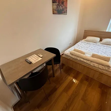 Happyrooms Piata Romana Bucareste