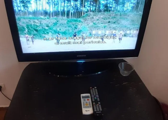 Happyrooms Piata Romana Hotel